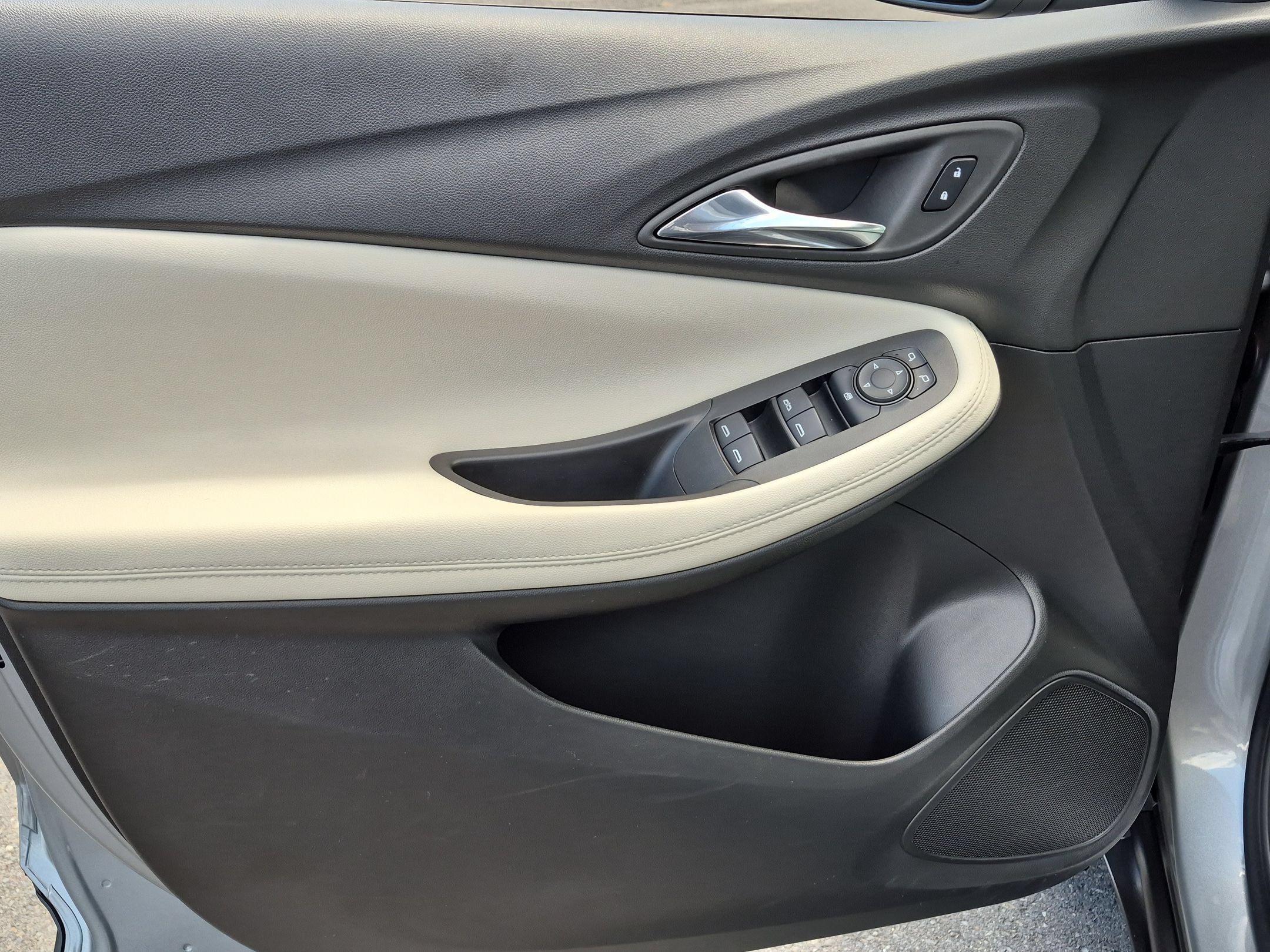 Certified 2023 Buick Encore GX Preferred w/ Cold Weather Comfort Package FWD image 20