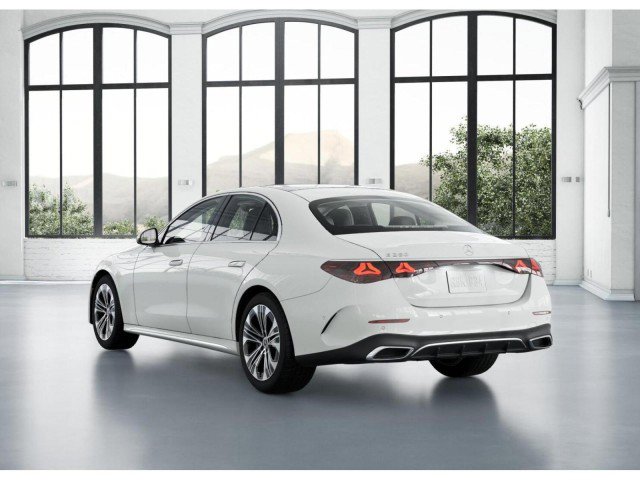Used 2025 Mercedes-Benz E 350 Sedan image 47