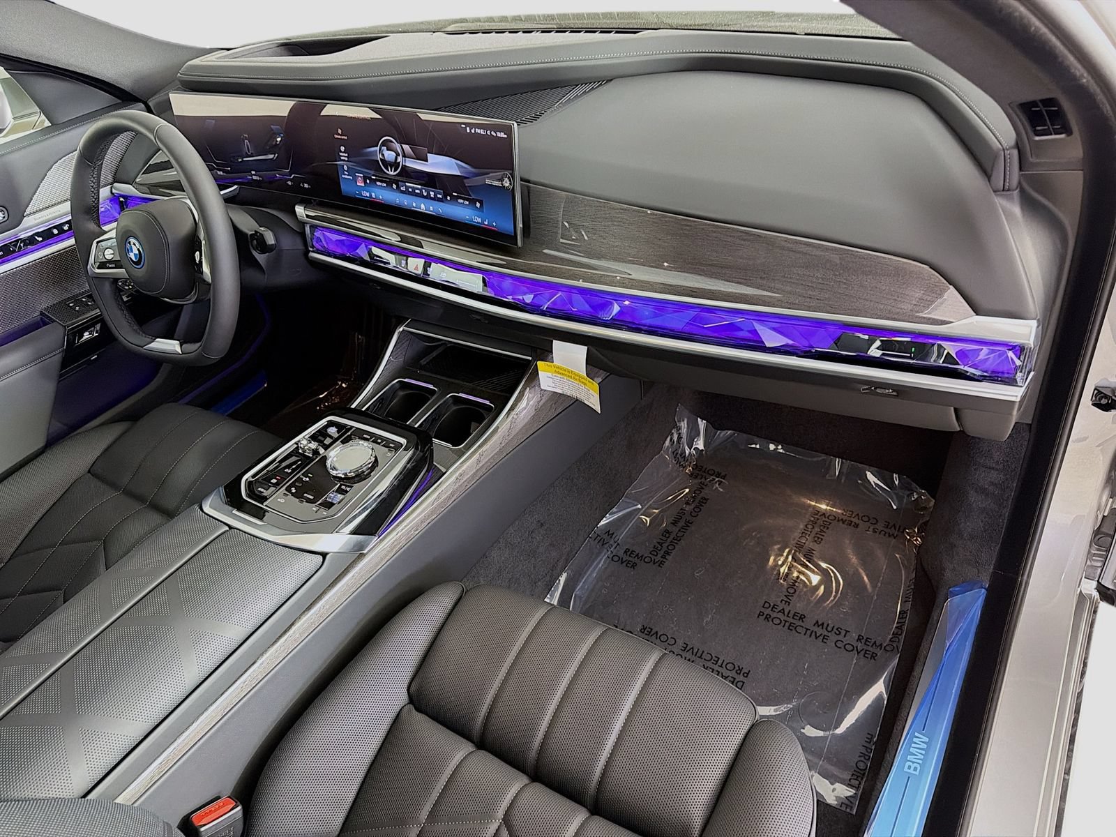 New 2026 BMW i7 xDrive60 AWD/4WD image 31