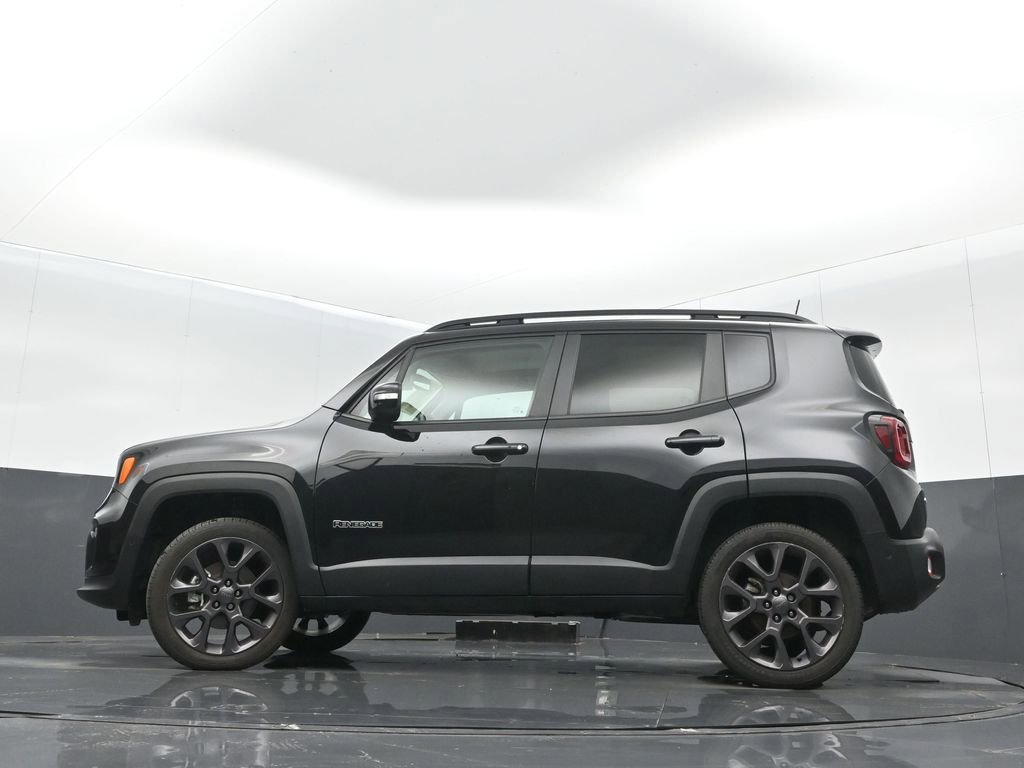 Certified 2023 Jeep Renegade Limited w/ Sun/Sound Group image 32