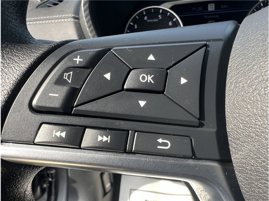 Used 2025 Nissan Sentra SV image 16