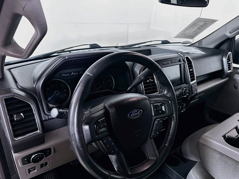 Used 2016 Ford F150 XLT w/ Equipment Group 302A Luxury AWD/4WD image 9