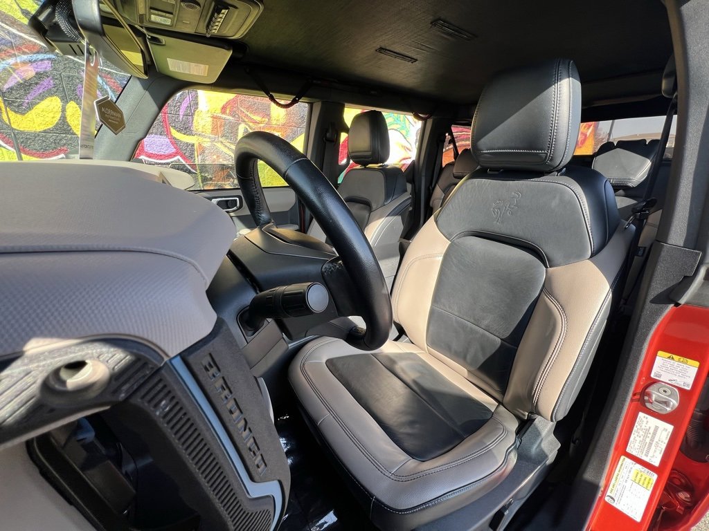 Used 2023 Ford Bronco Wildtrak image 18