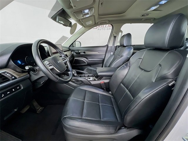 Used 2022 Kia Telluride EX w/ EX Premium Package image 10