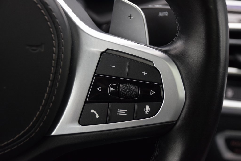 Used 2022 BMW X6 M50i w/ Executive Package image 24