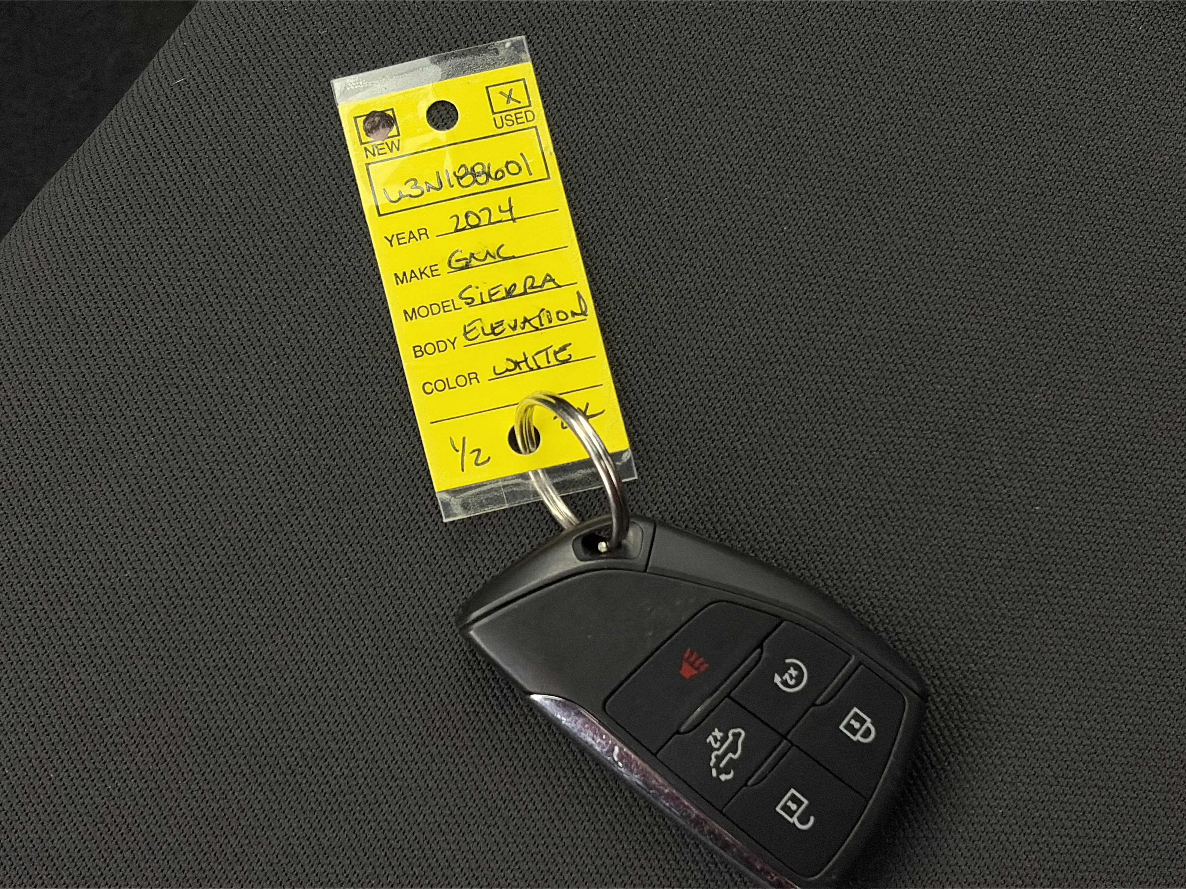 Used 2024 GMC Sierra 1500 Elevation image 33