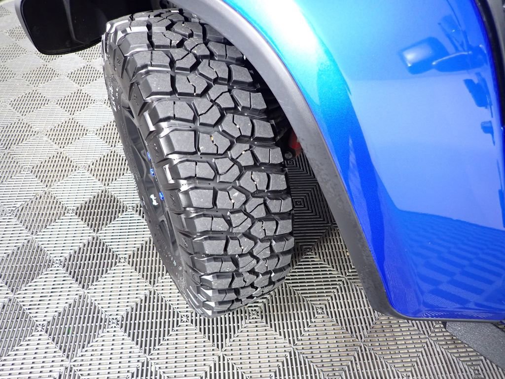 Used 2023 Jeep Gladiator Willys image 43