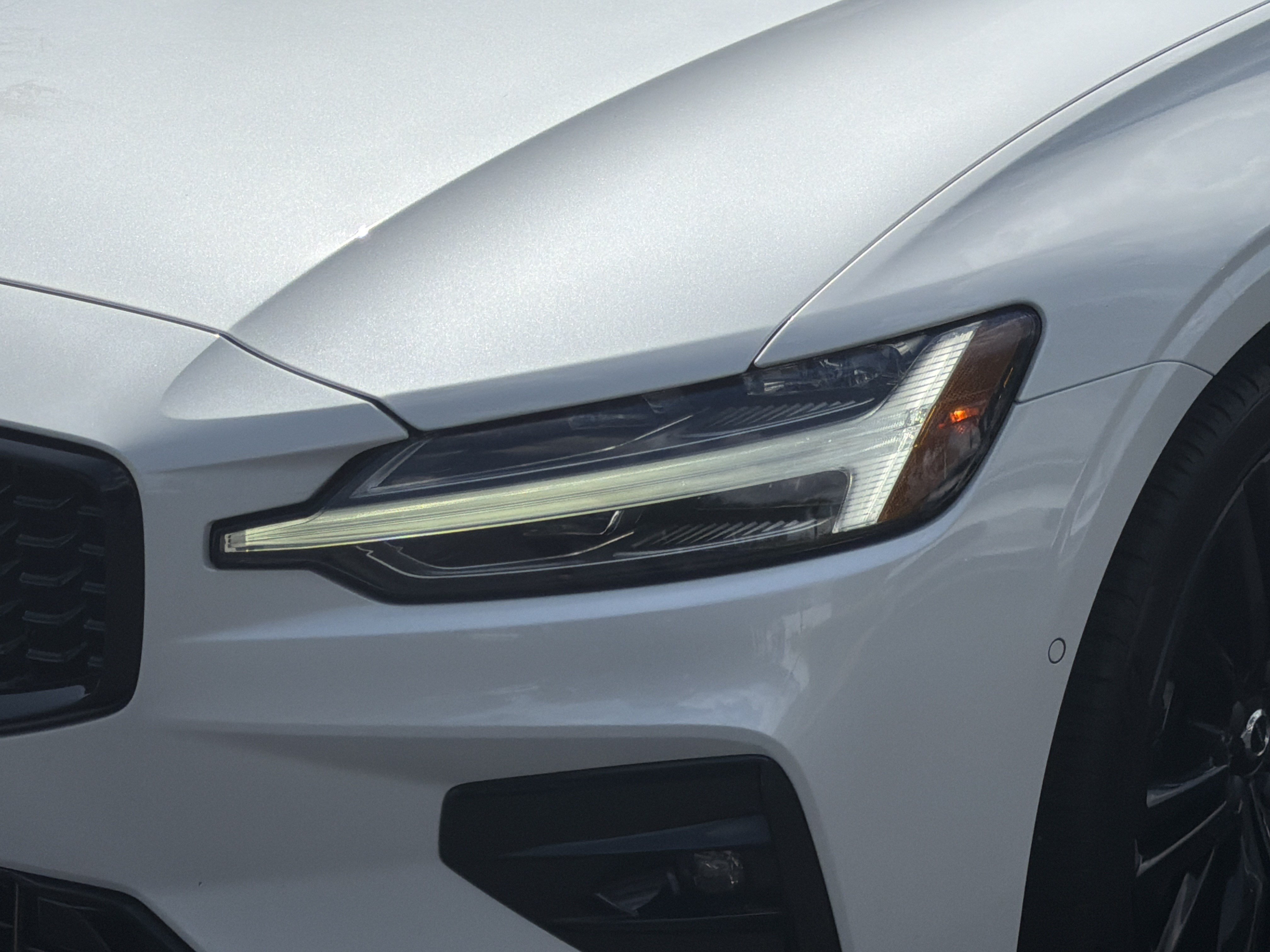 Certified 2023 Volvo S60 B5 Plus FWD image 6