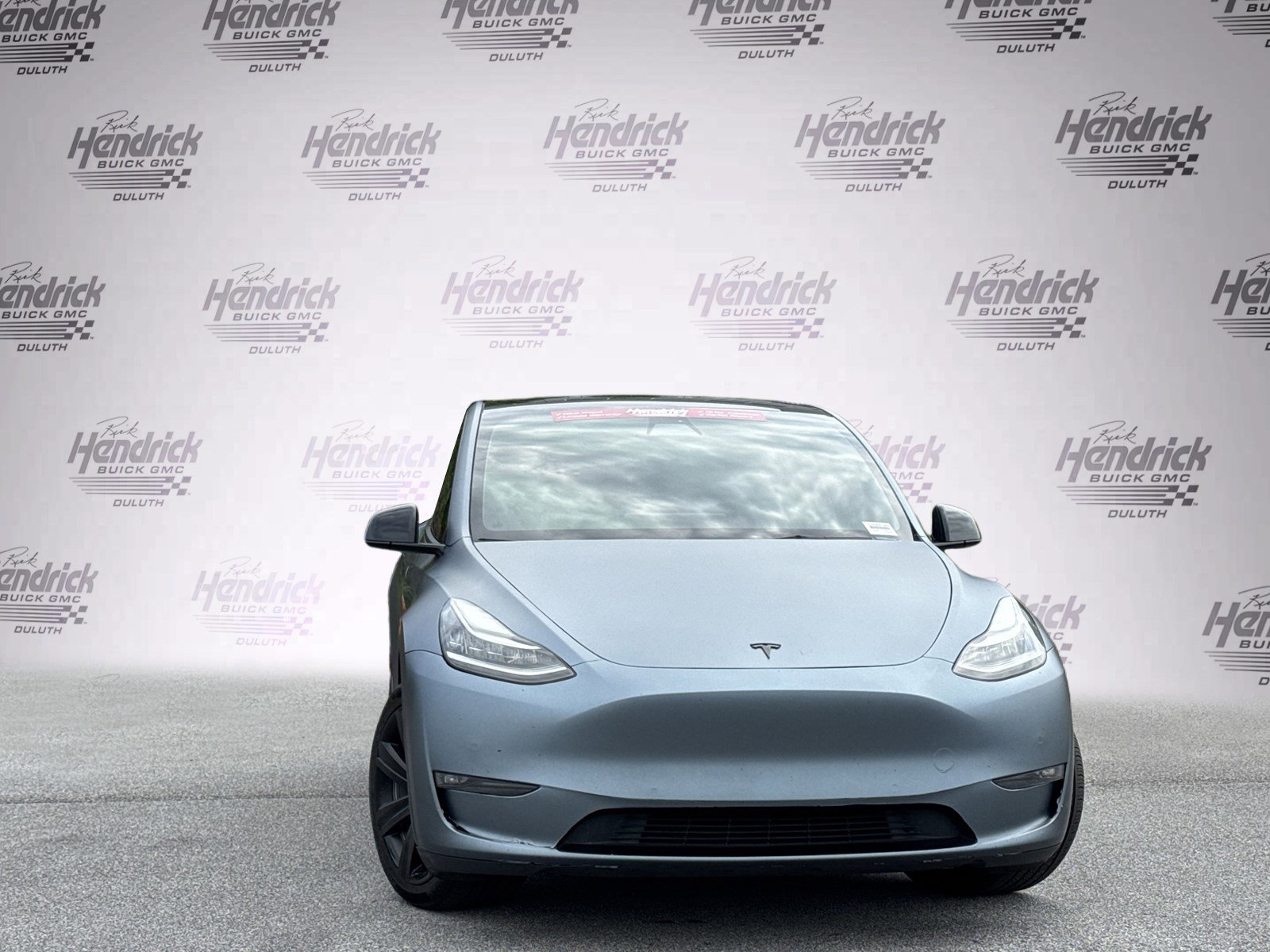 Used 2022 Tesla Model Y Long Range AWD/4WD image 2