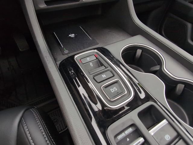 Used 2025 Honda Pilot Touring image 26