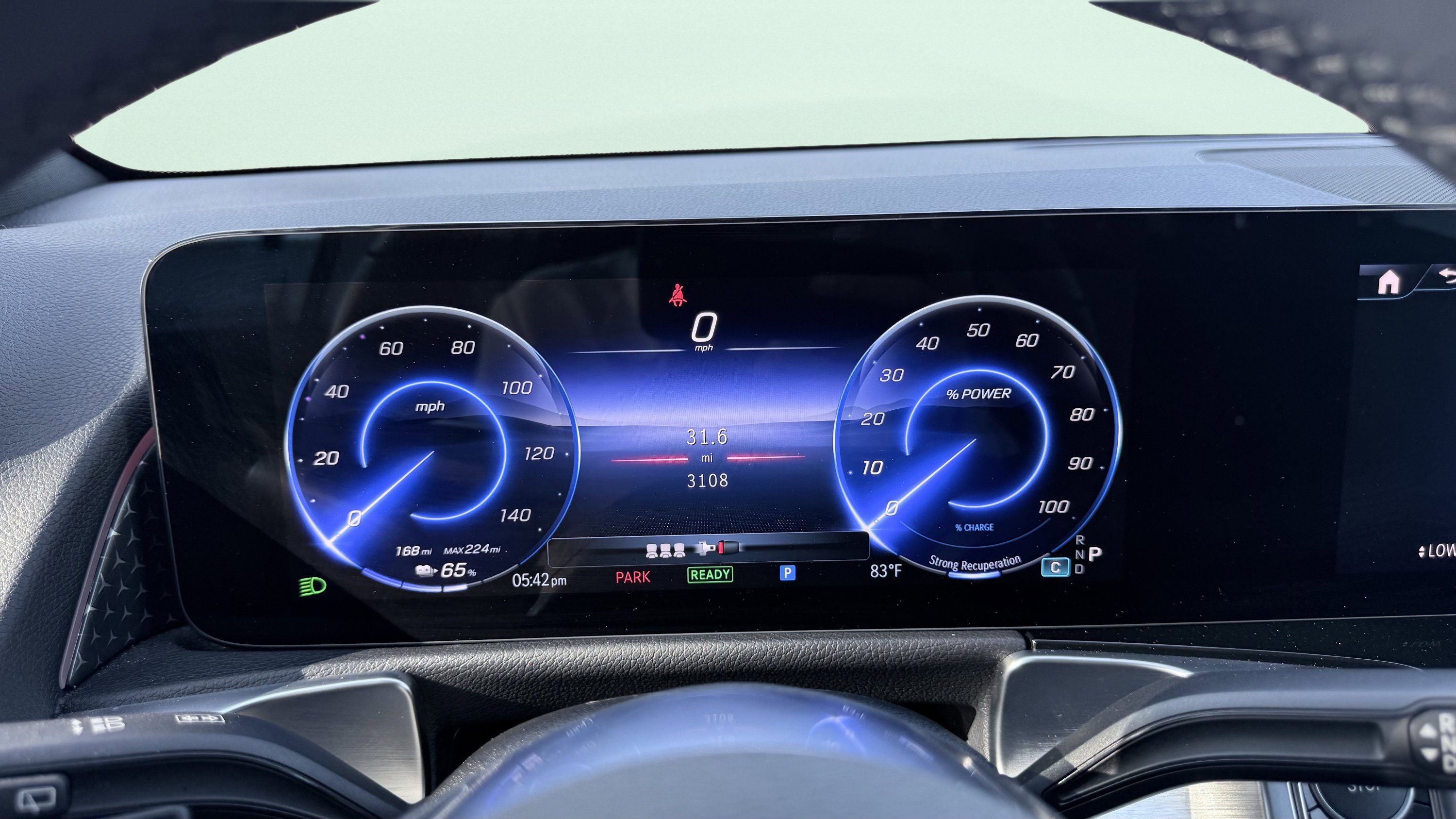 Used 2025 Mercedes-Benz EQB 250+ image 60