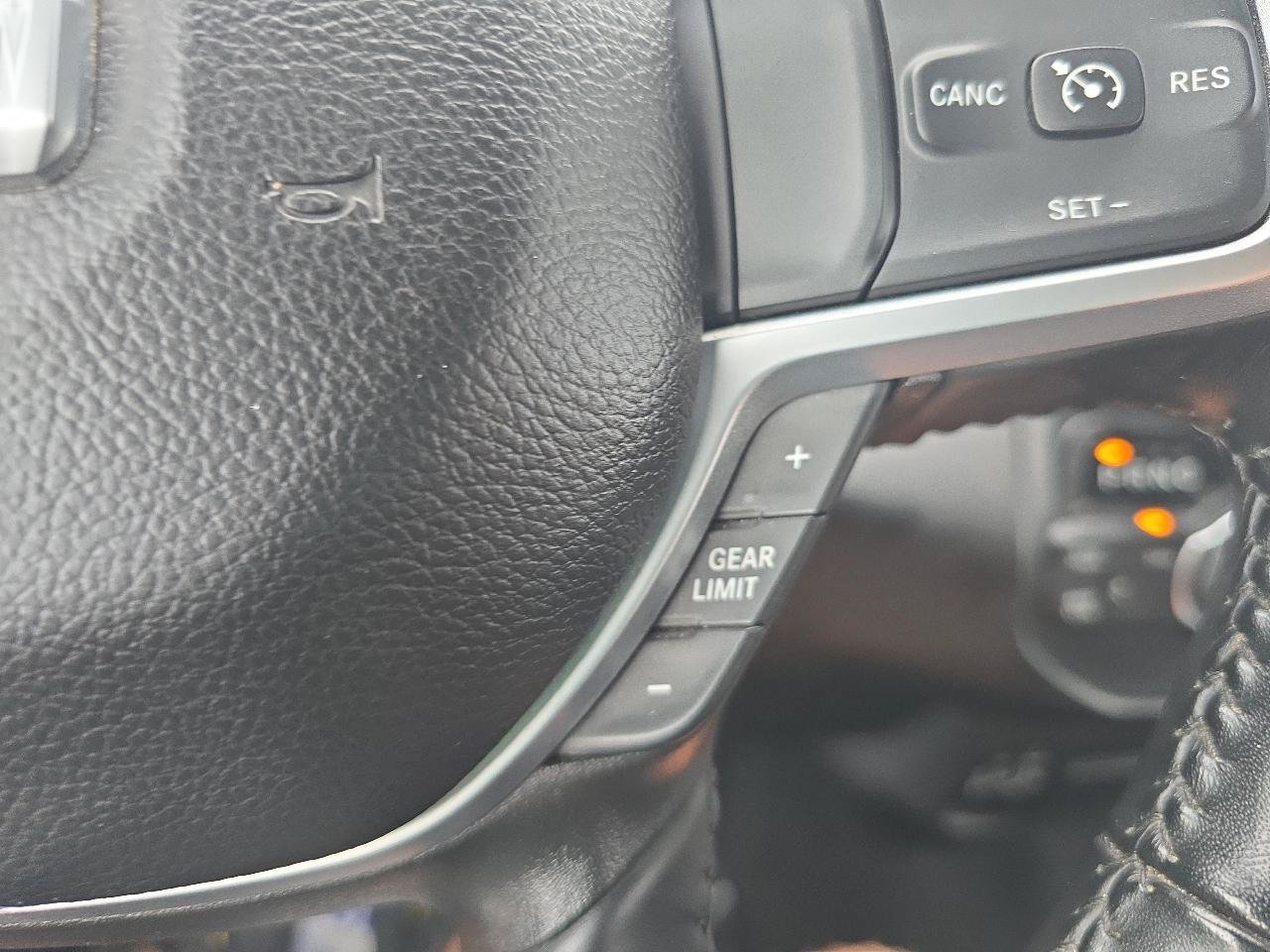 Used 2024 RAM 2500 Big Horn AWD/4WD image 27