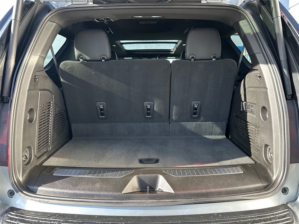 Used 2023 GMC Yukon Denali w/ Denali Reserve Package image 49