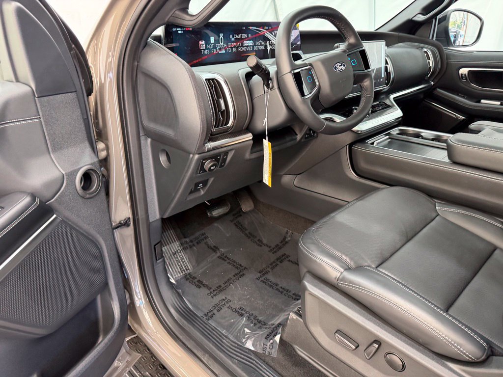 New 2027 Ford Expedition Platinum w/ Stealth Appearance Package AWD/4WD image 39