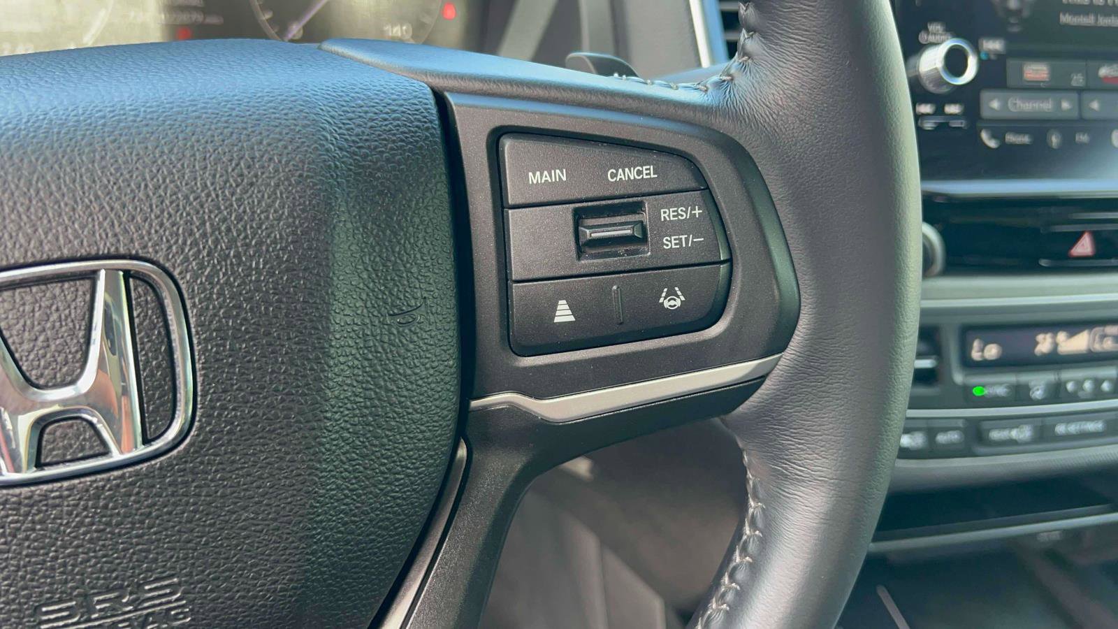 Used 2024 Honda Ridgeline RTL image 18