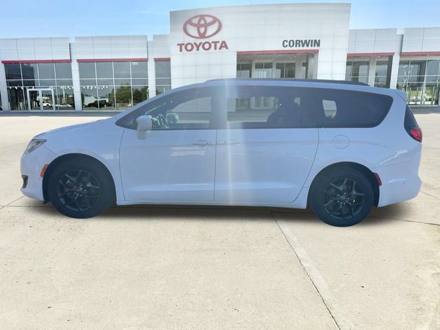 Used 2020 Chrysler Pacifica Touring-L Plus FWD video 2