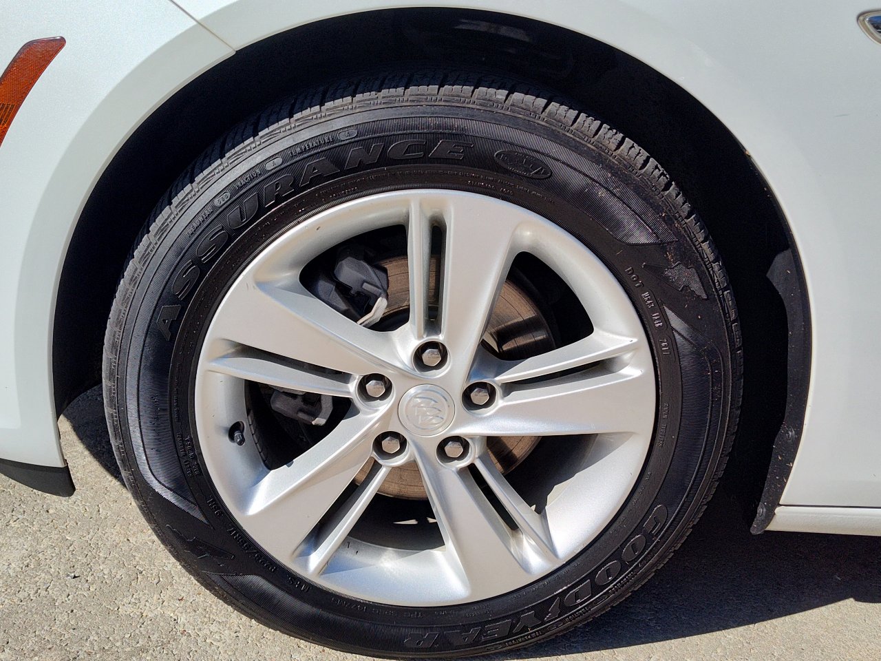 Used 2019 Buick Regal Preferred image 9