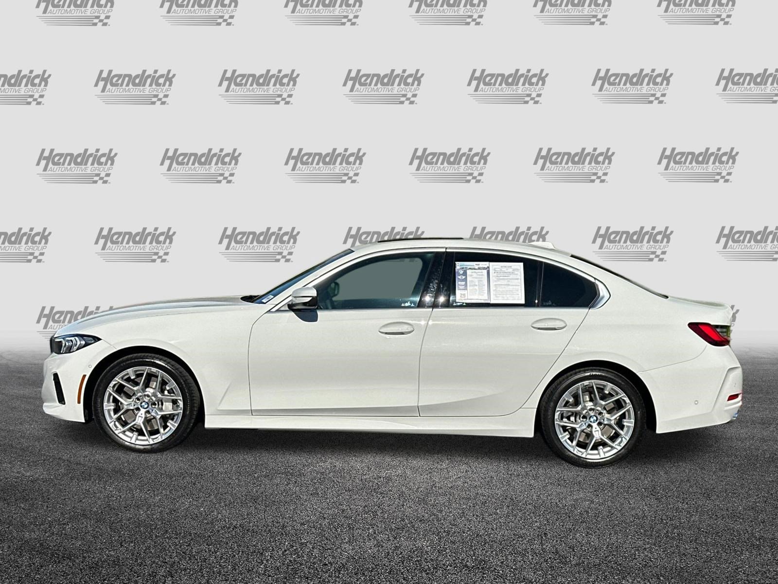 Used 2025 BMW 330i Sedan w/ Premium Package image 8