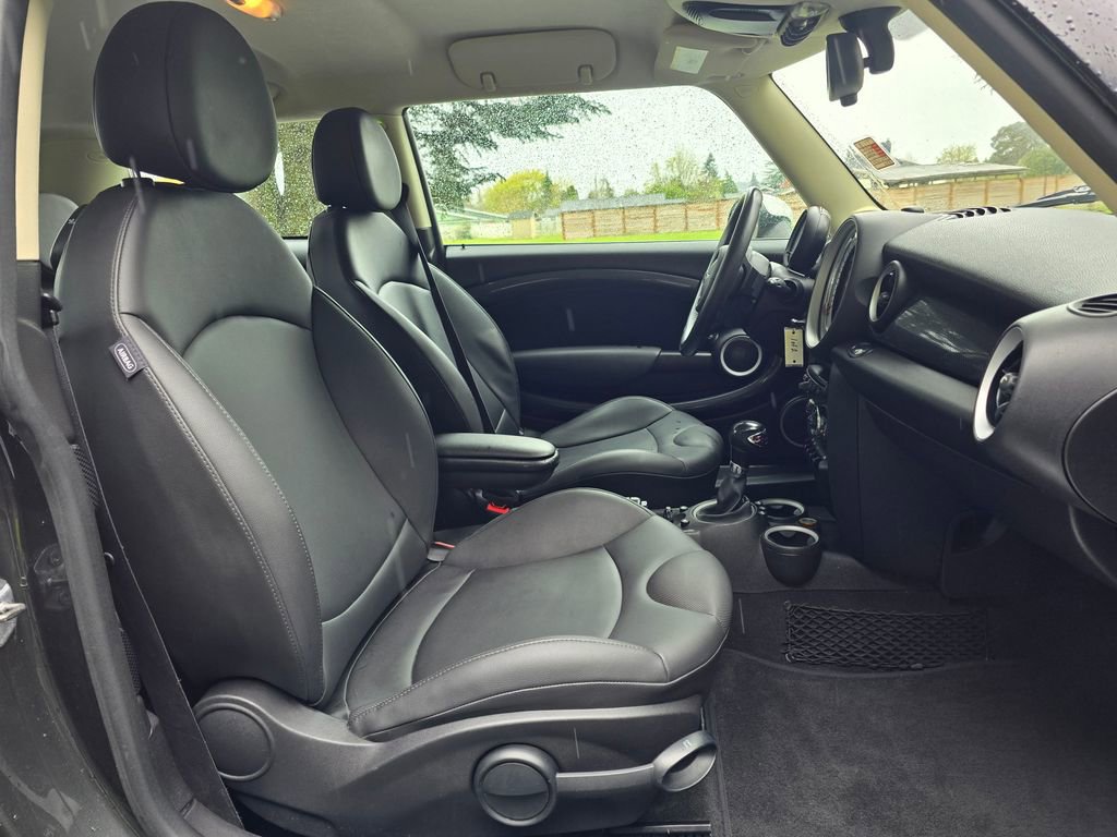 Used 2013 MINI Cooper S image 18