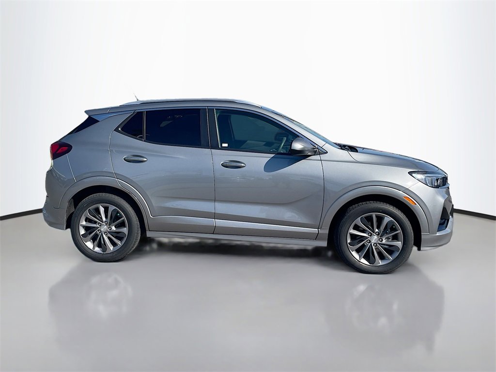 Used 2023 Buick Encore GX Select w/ Sport Touring Package image 8