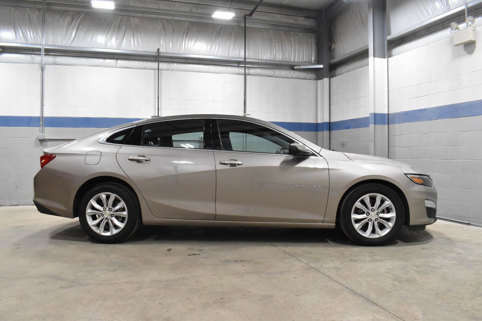 Used 2023 Chevrolet Malibu LT w/ Driver Confidence Package FWD image 29