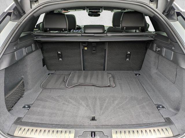 Used 2025 Land Rover Range Rover Velar Dynamic SE image 6