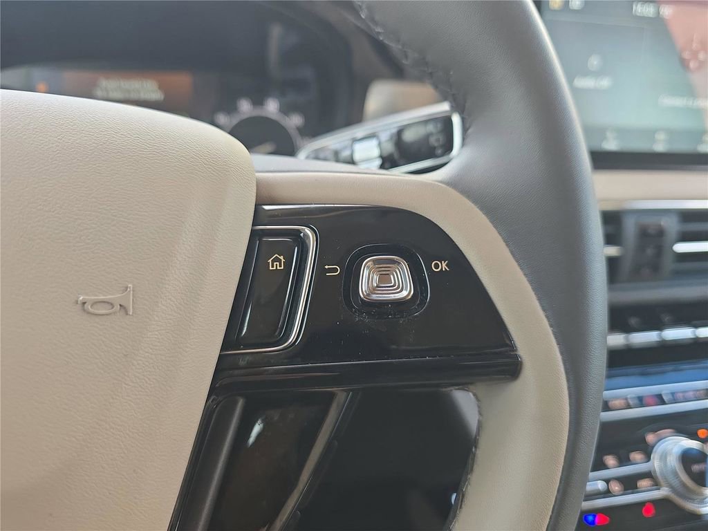 Used 2022 Lincoln Corsair FWD image 21