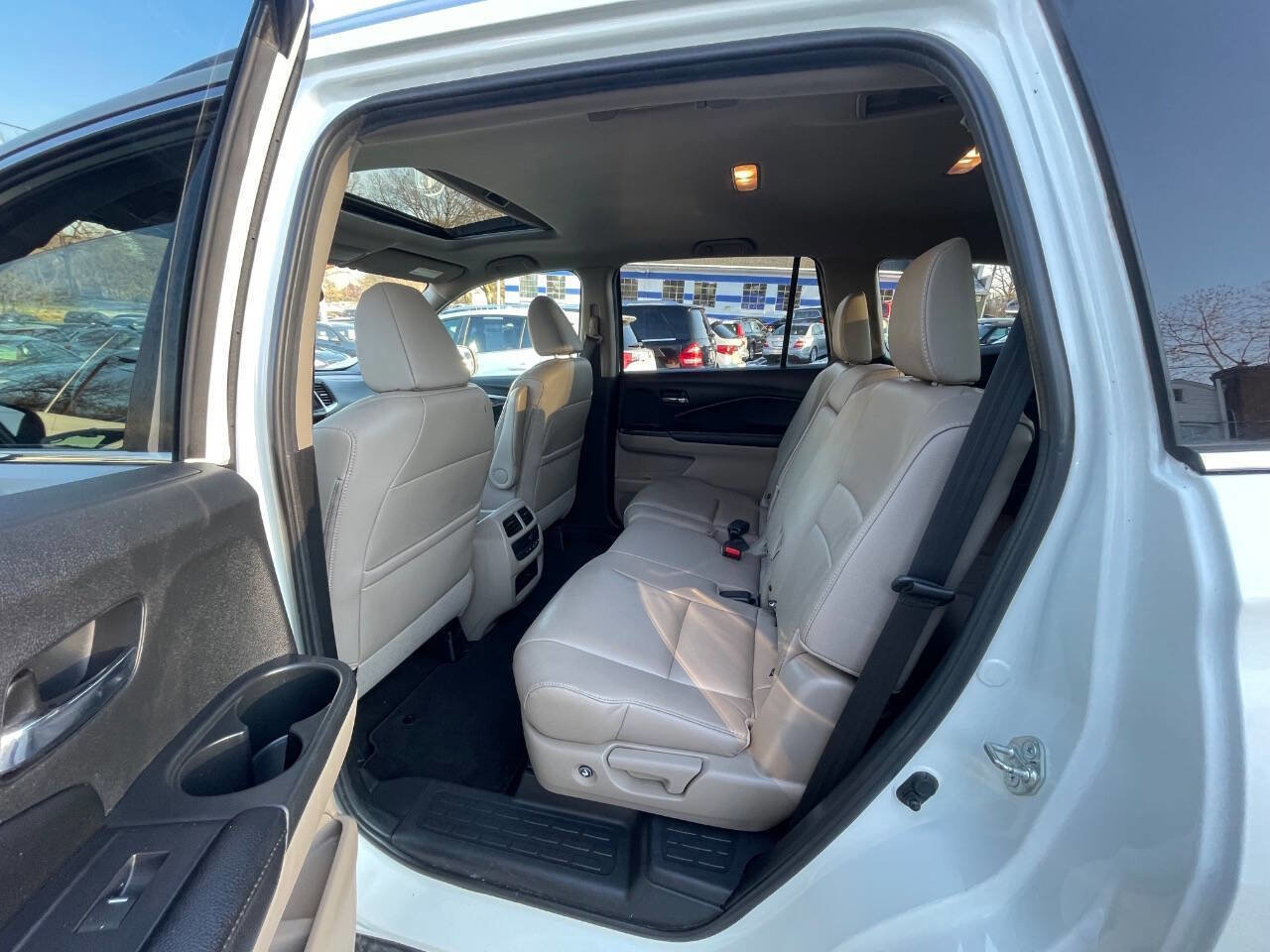 Used 2017 Honda Pilot EX-L image 28