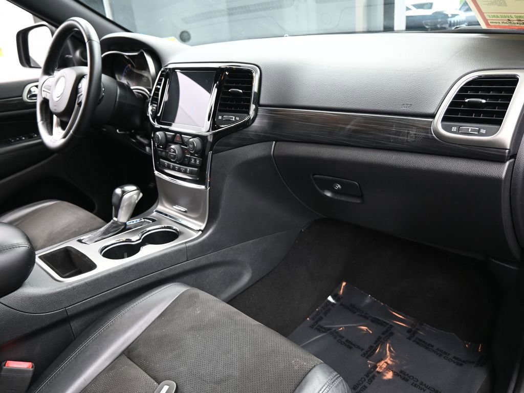 Used 2020 Jeep Grand Cherokee Altitude image 45