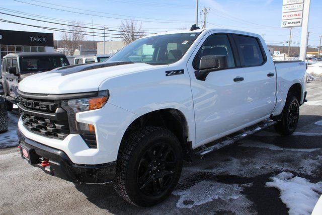 Used 2023 Chevrolet Silverado 1500 Custom Trail Boss image 2