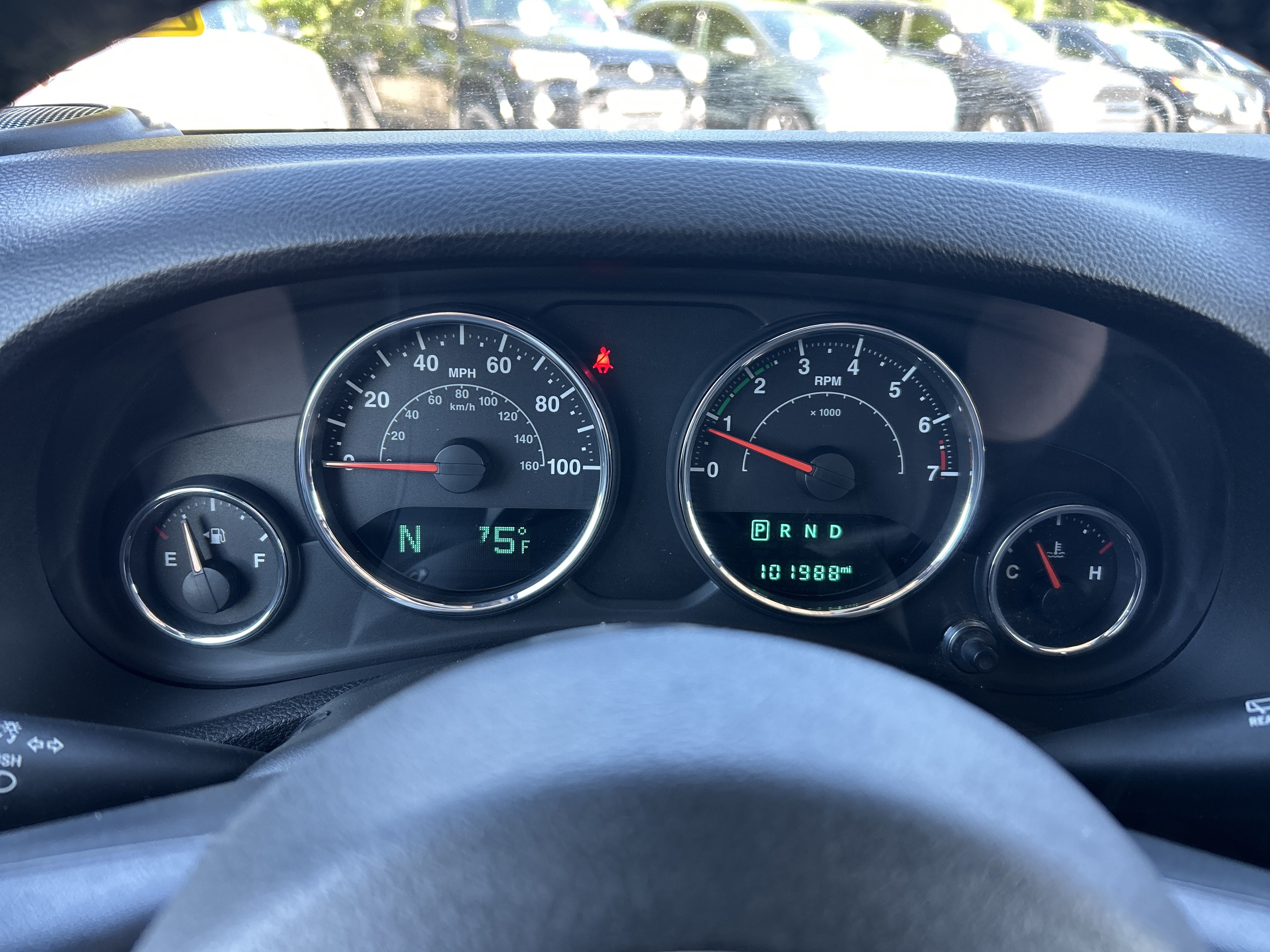 Used 2017 Jeep Wrangler Unlimited Sahara w/ Connectivity Group AWD/4WD image 14