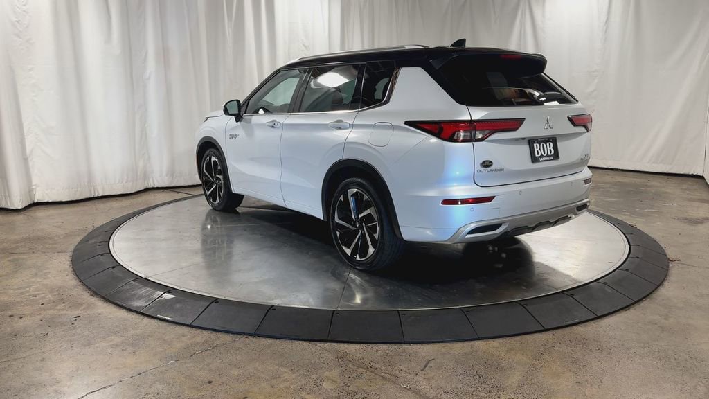 Used 2023 Mitsubishi Outlander SEL image 8