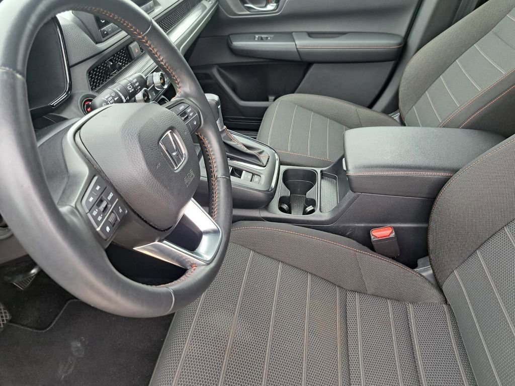 Used 2025 Honda CR-V Sport image 19