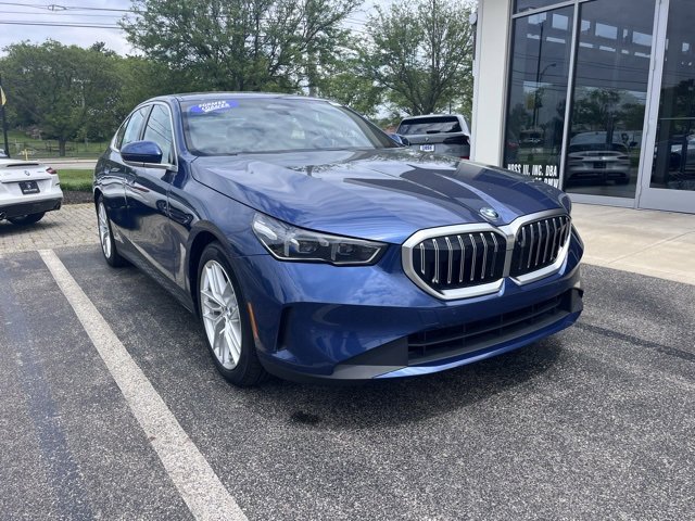 New 2024 BMW 530i xDrive w/ Premium Package image 1