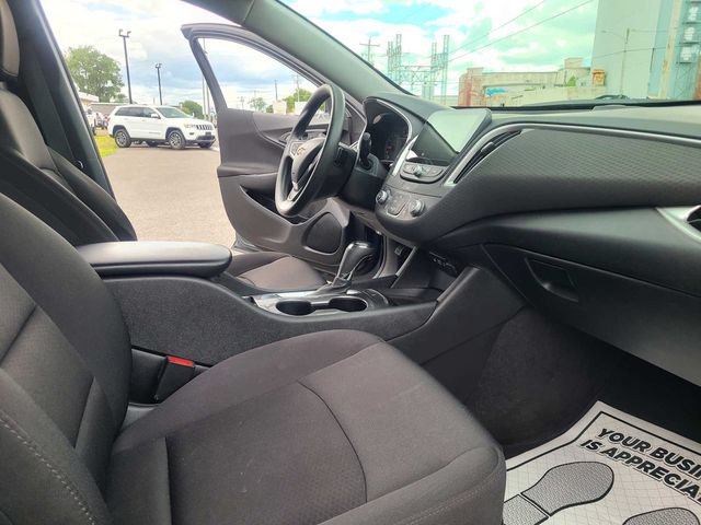 Used 2019 Chevrolet Malibu LS FWD image 18