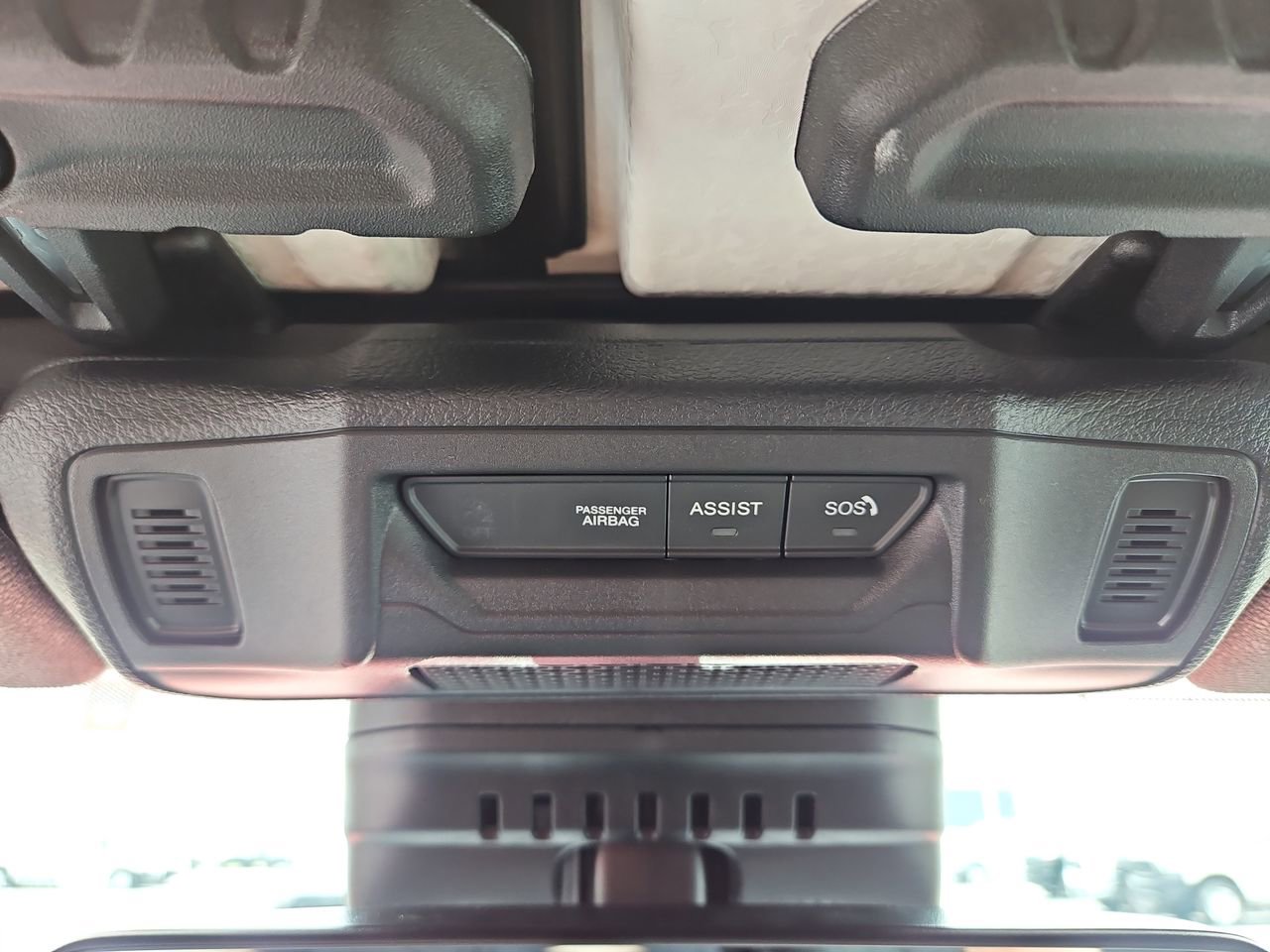 New 2025 Jeep Gladiator Sport image 20