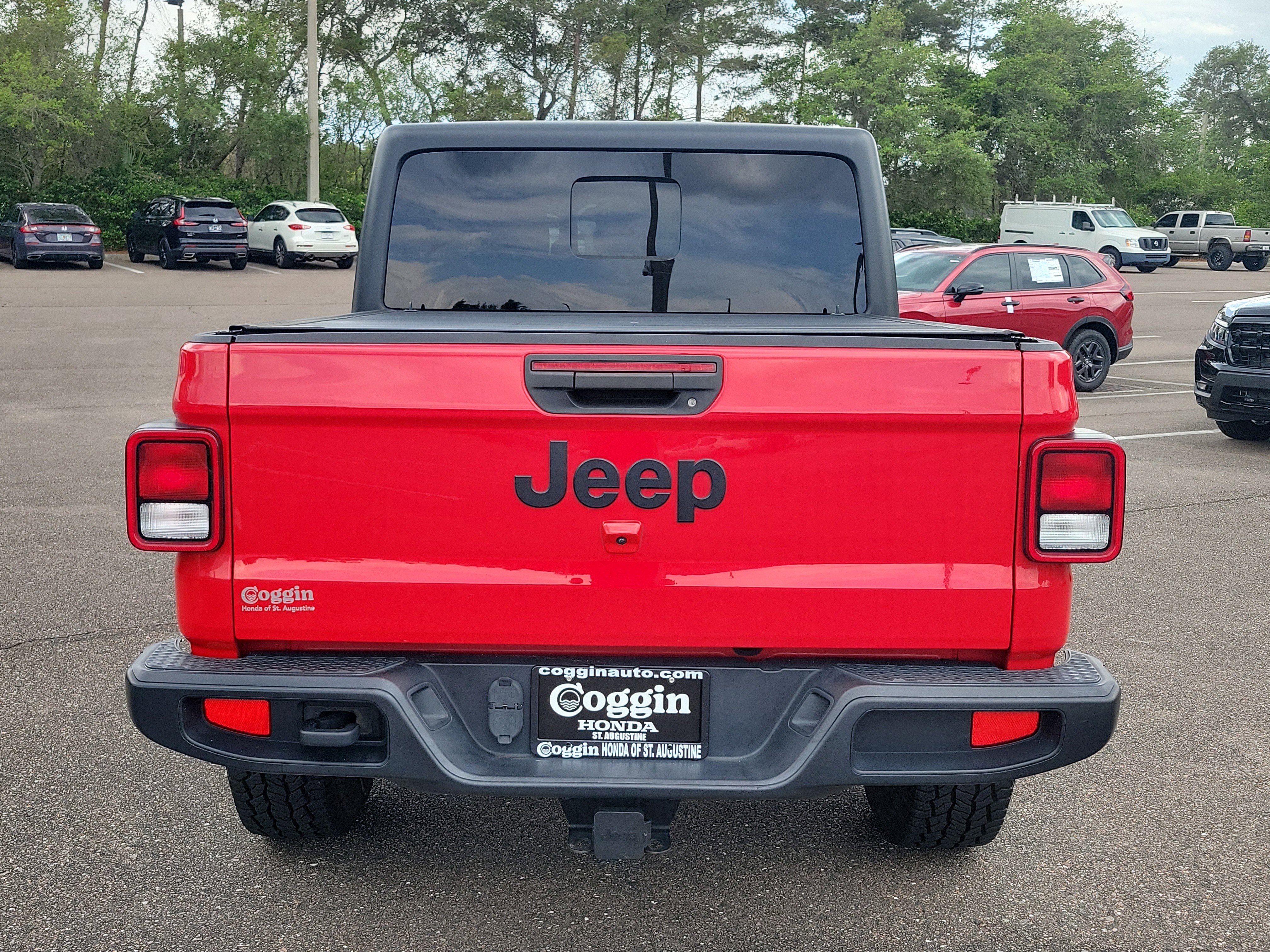 Used 2021 Jeep Gladiator Sport AWD/4WD image 4