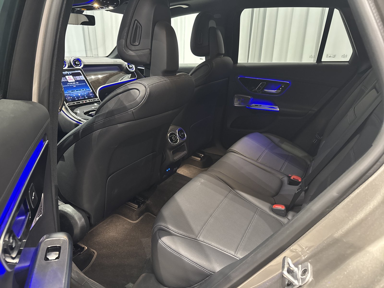 Used 2023 Mercedes-Benz GLC 300 4MATIC image 16