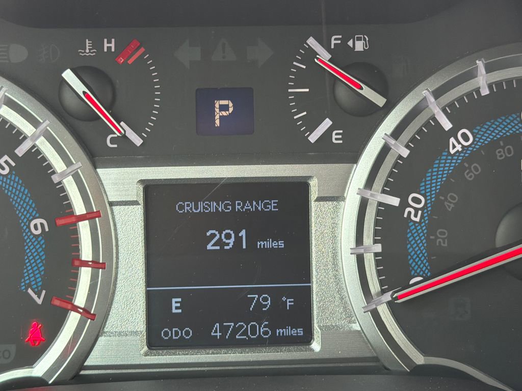 Used 2017 Toyota 4Runner TRD Off-Road image 25