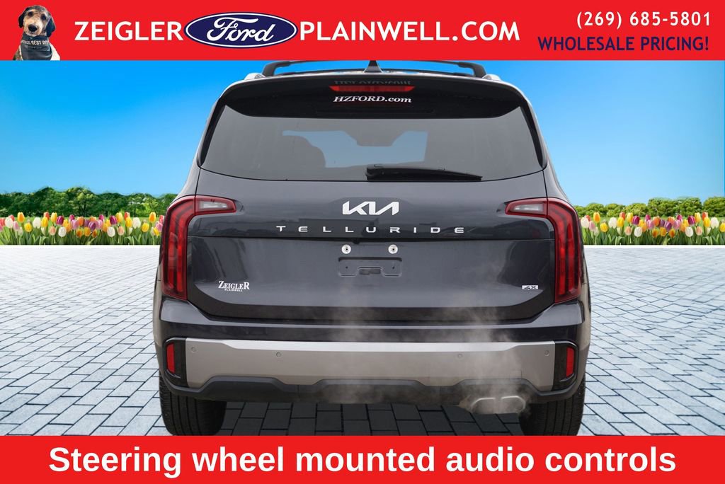 Used 2025 Kia Telluride S image 4