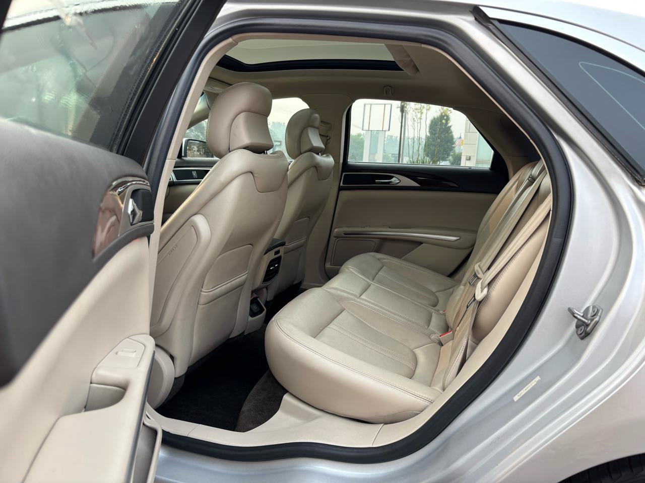 Used 2016 Lincoln MKZ AWD w/ Equipment Group 300A Reserve image 29