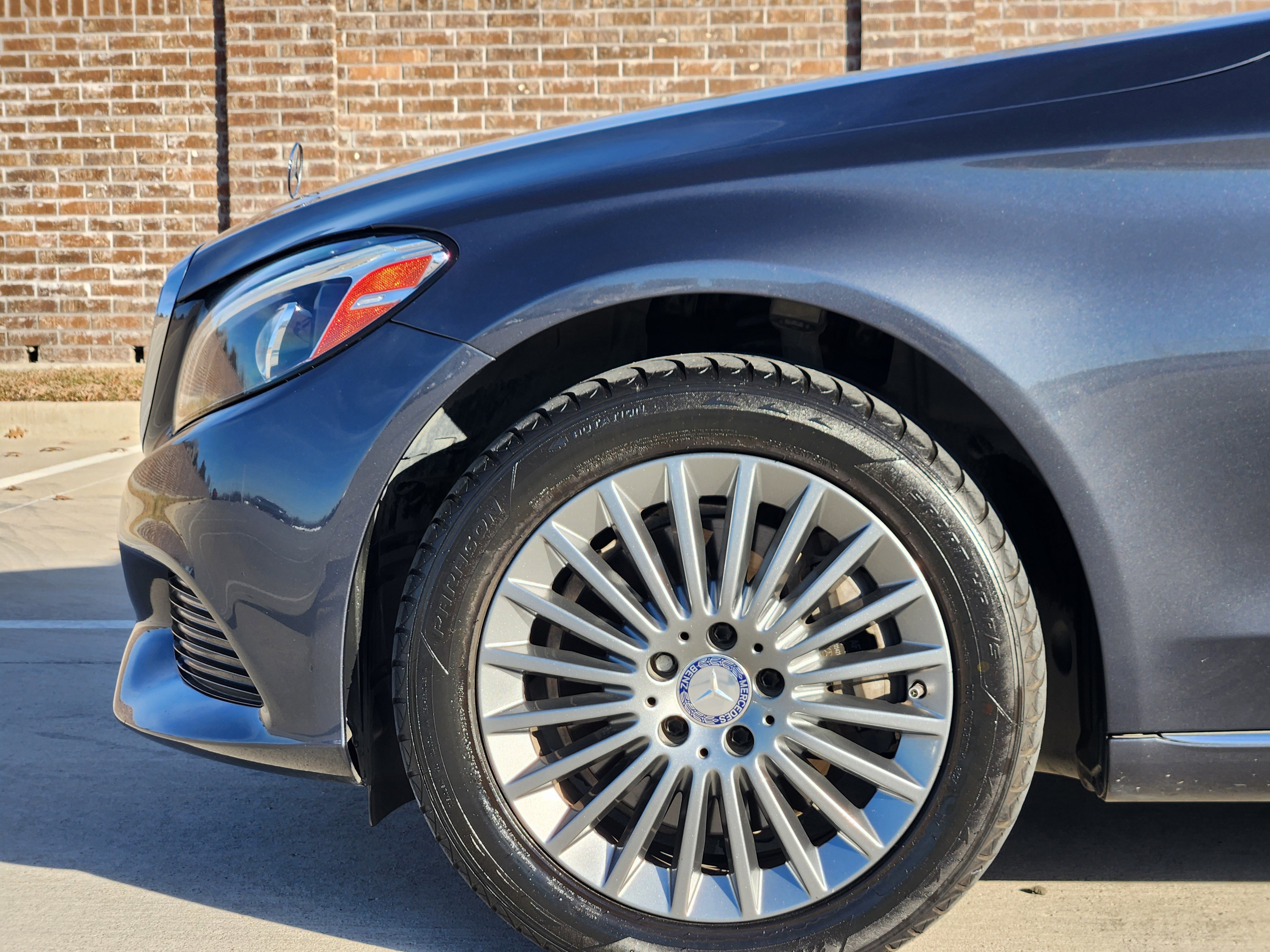 Used 2015 Mercedes-Benz C 300 4MATIC Sedan image 10