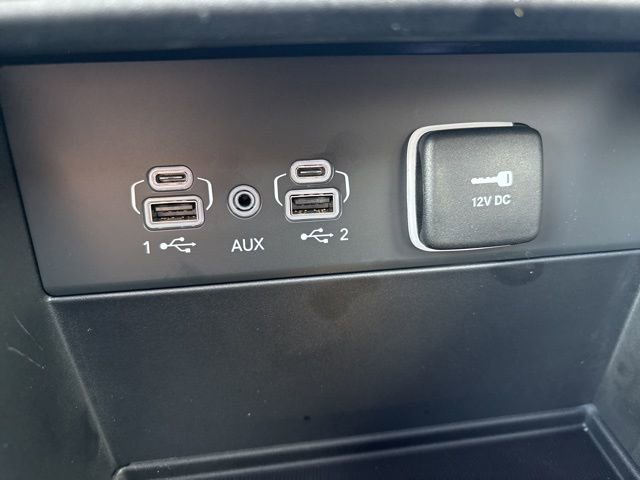 New 2025 Jeep Grand Cherokee Limited w/ Trailer Tow Package image 16