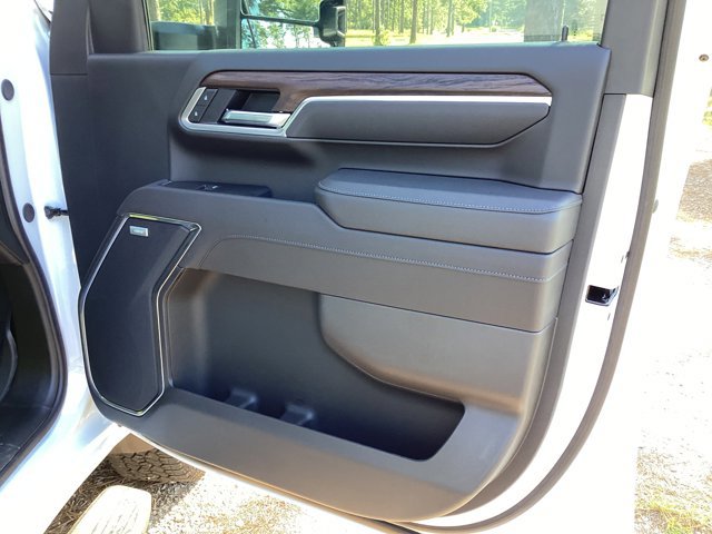 New 2025 GMC Sierra 2500 SLT w/ SLT Premium Package image 24