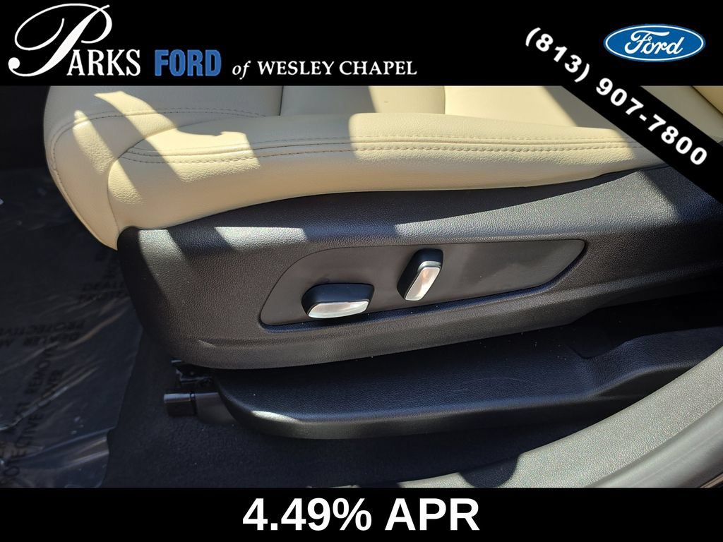 Used 2017 Cadillac XT5 FWD w/ LPO, Wheel Lock Package image 19