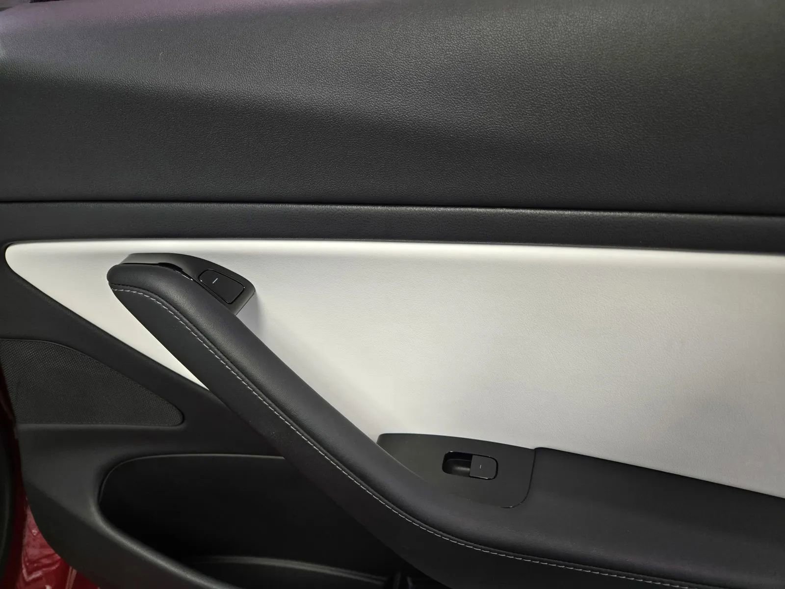 Used 2018 Tesla Model 3 Mid Range RWD image 8