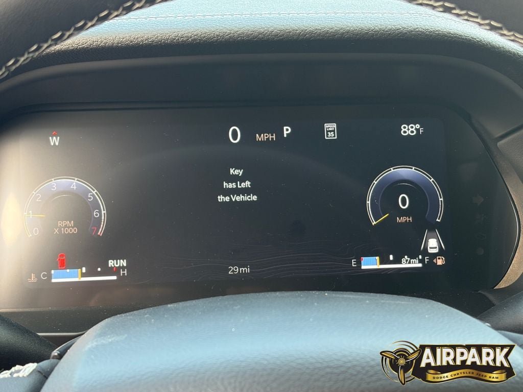 New 2026 Jeep Grand Cherokee Limited w/ Limited Altitude Package AWD/4WD image 23