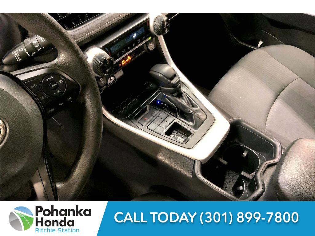Used 2025 Toyota RAV4 XLE image 15