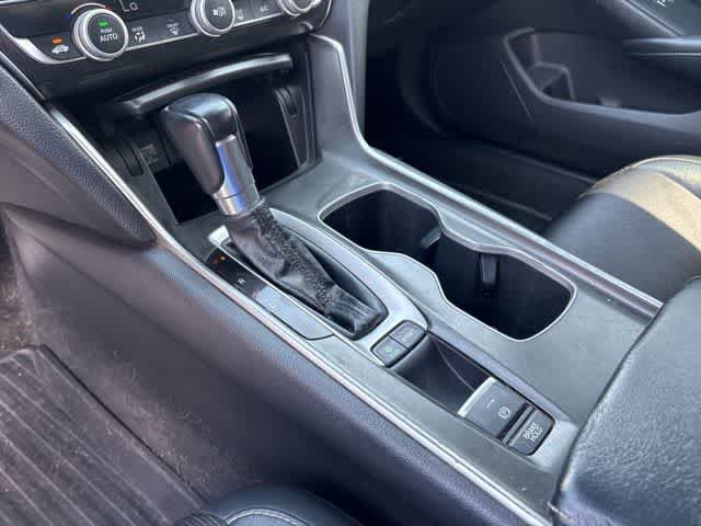 Used 2018 Honda Accord Sport image 16