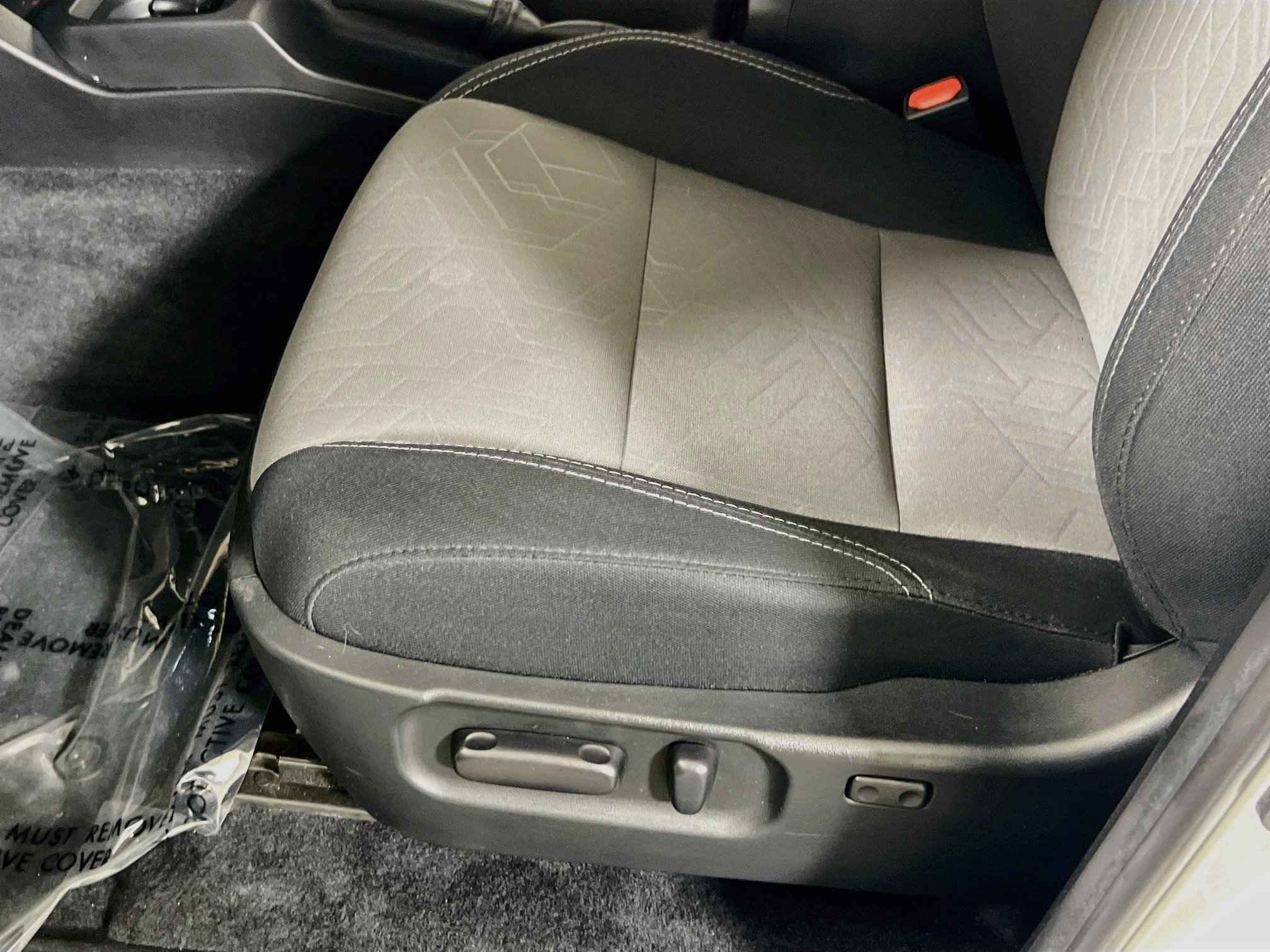 Used 2023 Toyota Tacoma TRD Sport AWD/4WD image 18